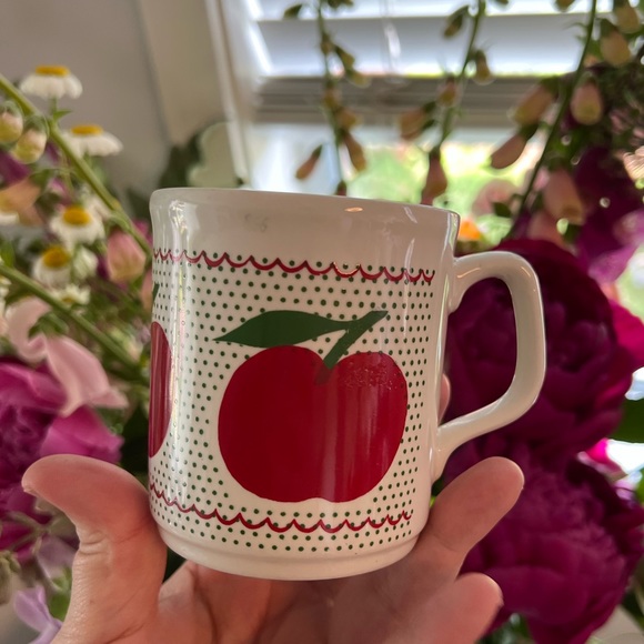 vintage made in england apple mug - Picture 3 of 4